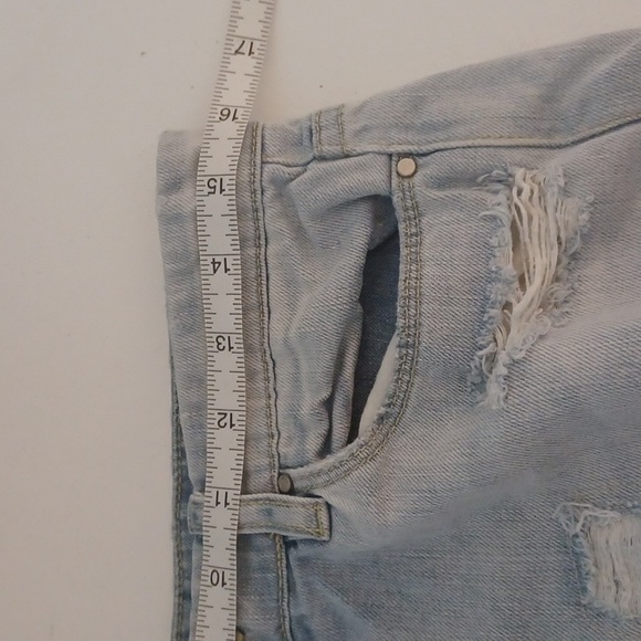 BLANK NYC size 29 distressed flare jeans - Picture 6 of 9